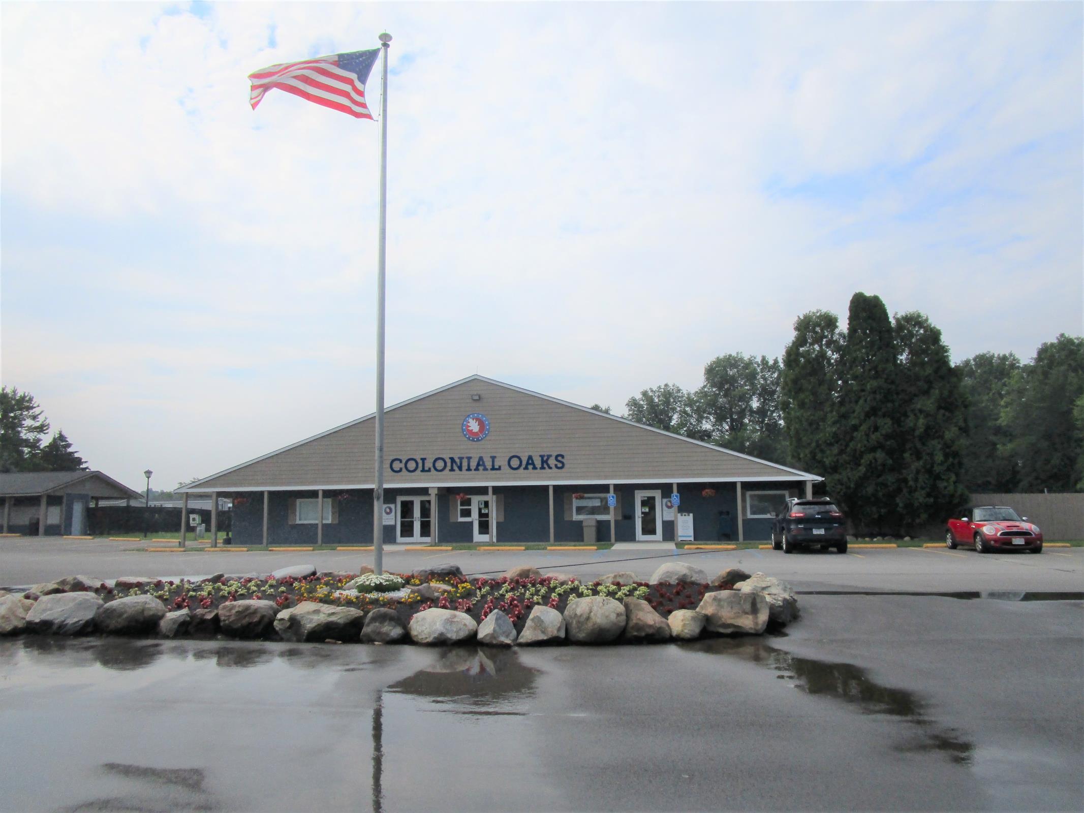 Colonial Oaks