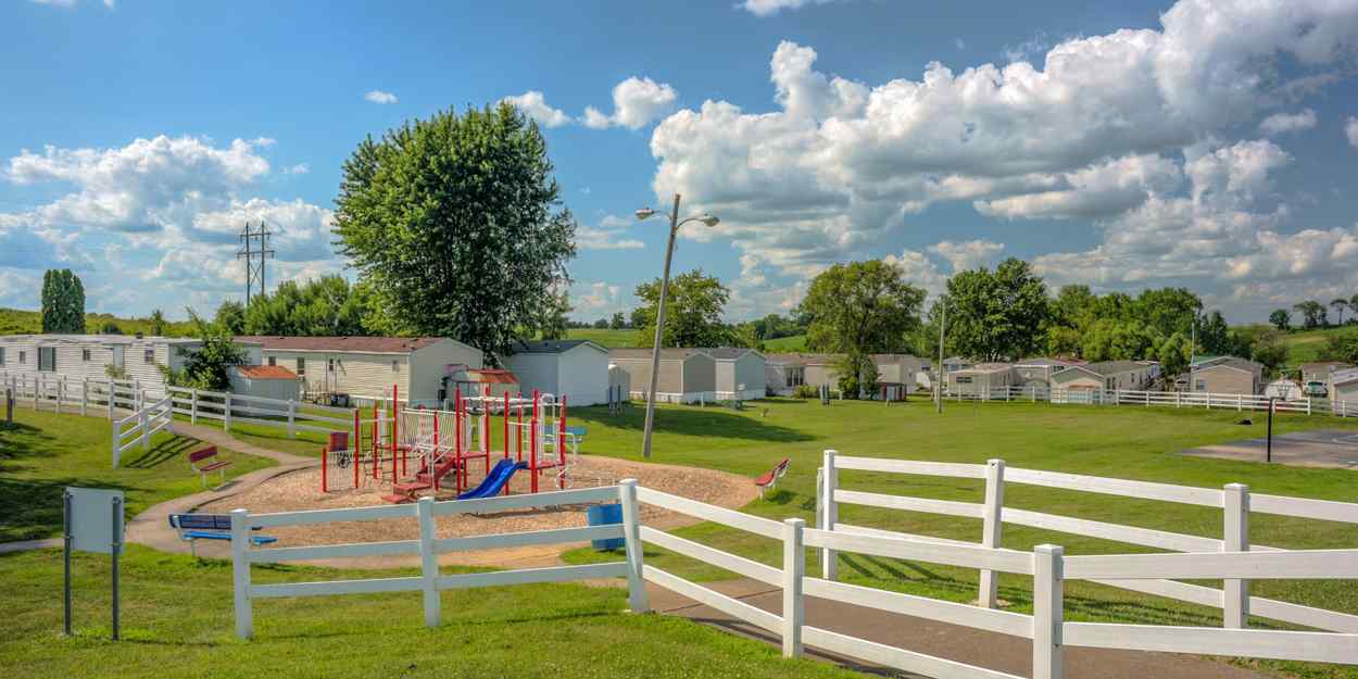 Five Seasons Davenport