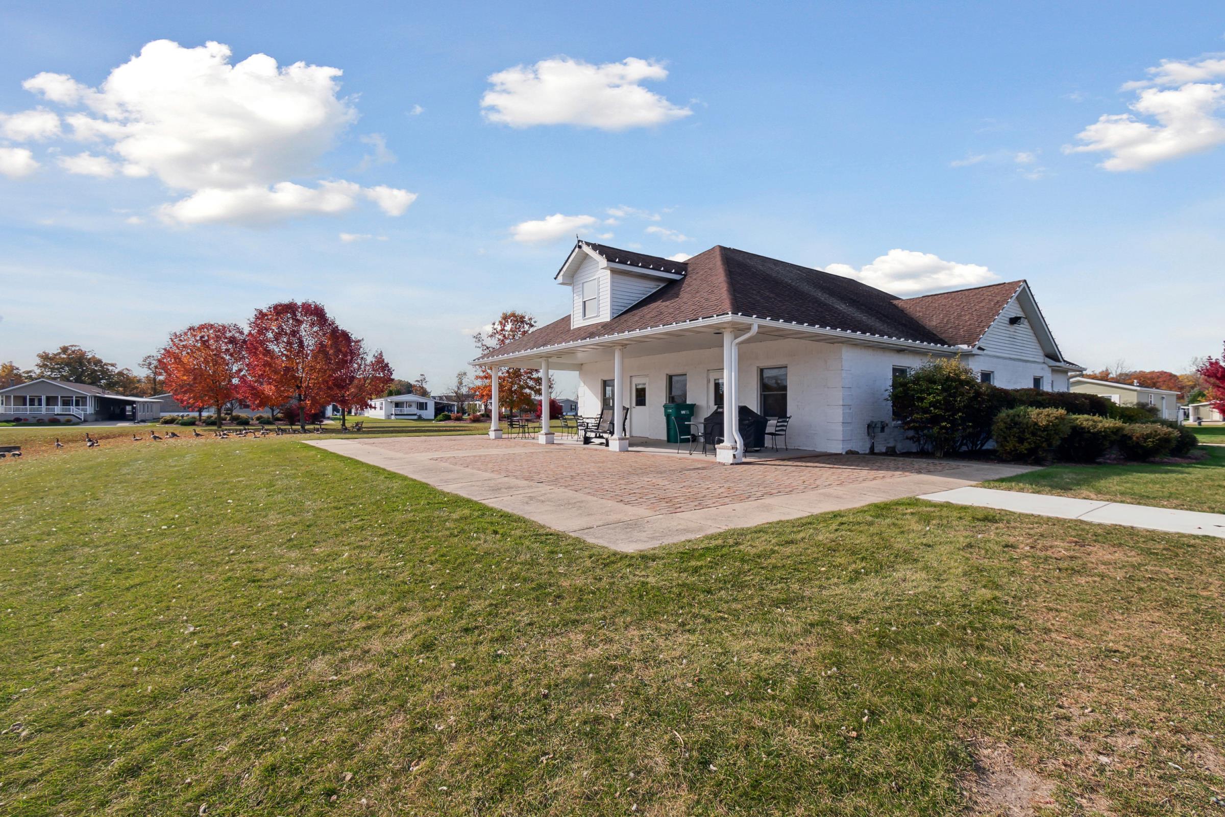 Lakeview Estates on Lawndale