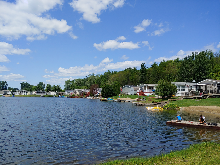 Pinewood on the Lake