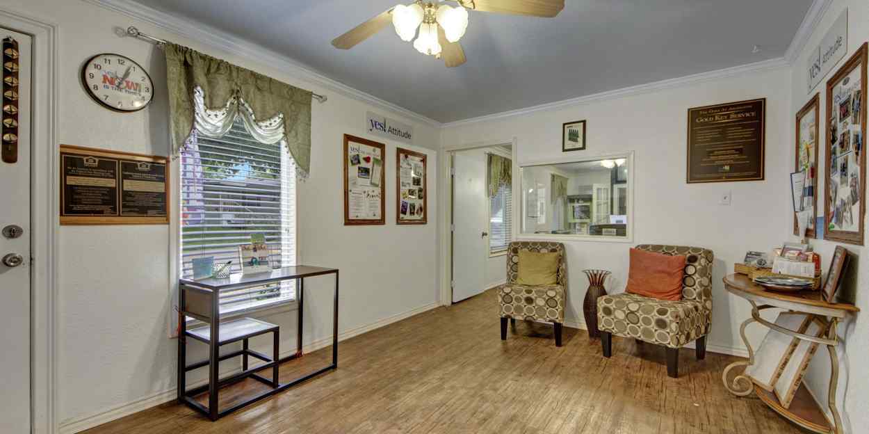 The Oaks at Arlington