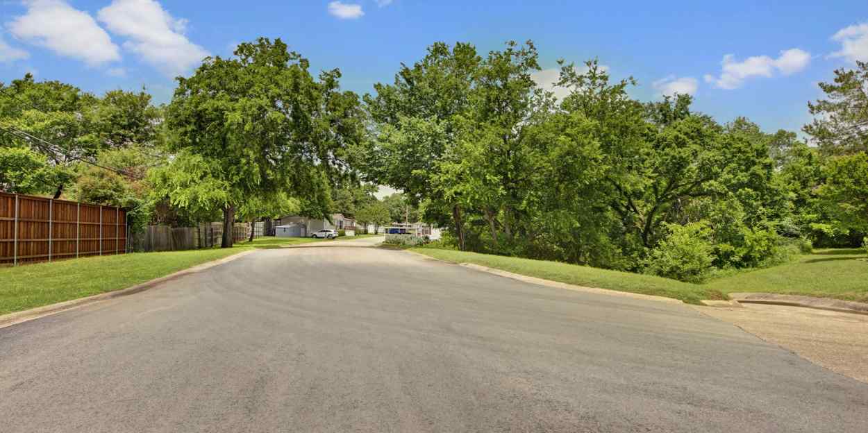 The Oaks at Arlington